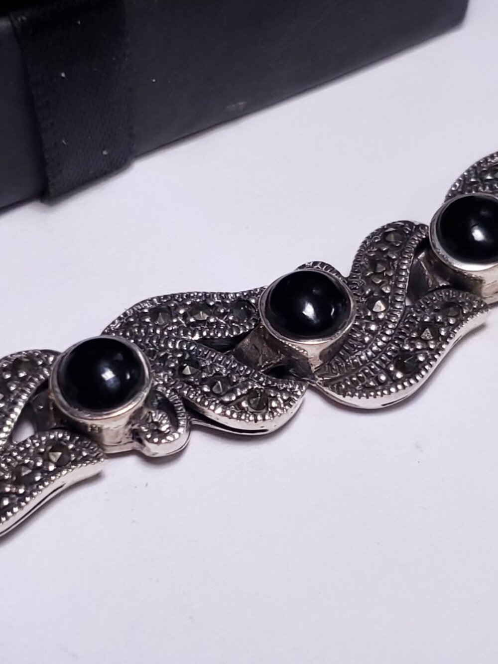 Estate 10.5ctw Onyx &Marcasite Victorian Style Sterling Silver 7.5 Bracelet24804